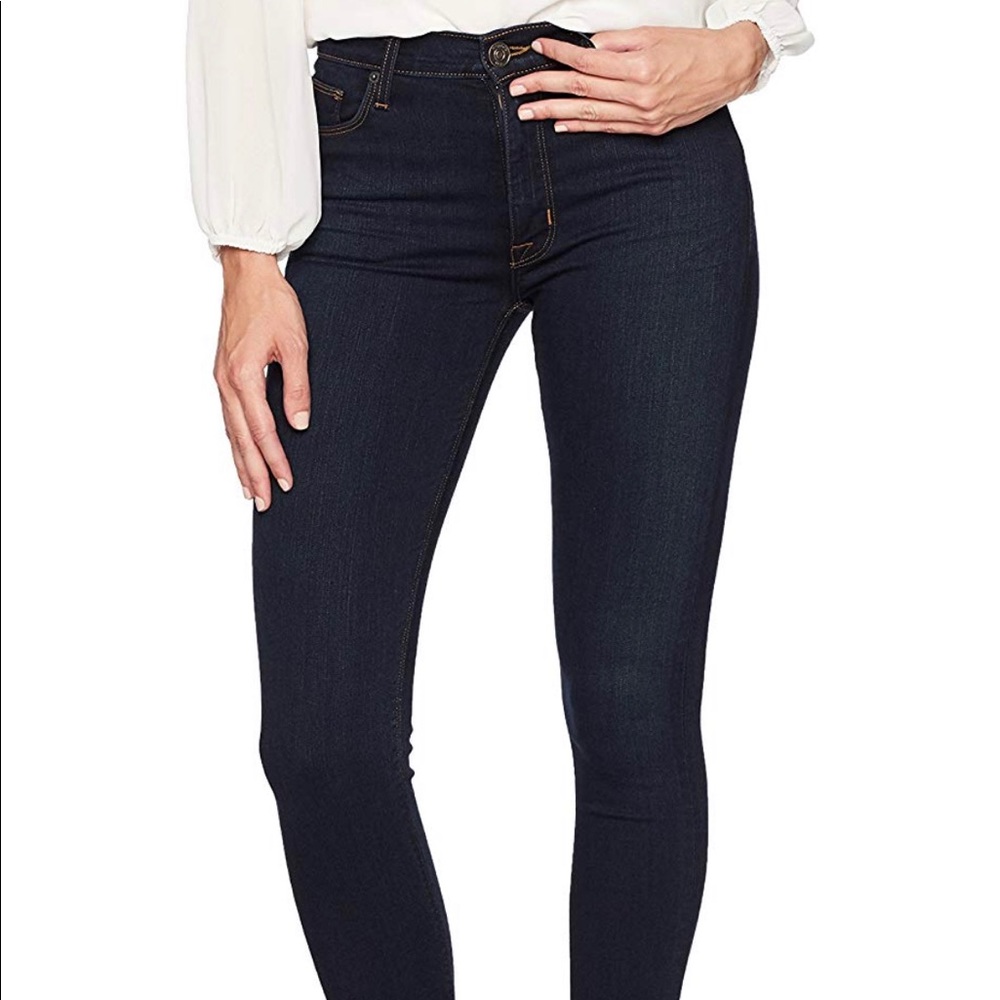 Hudson Jeans Barbara High Rise Skinny Raw Hem - 31